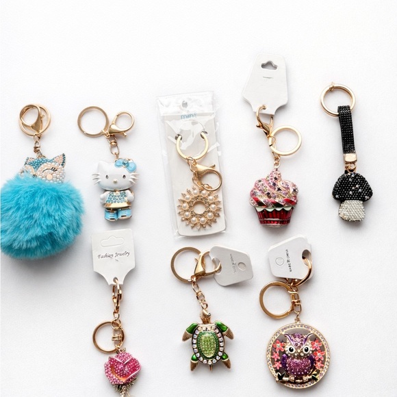 Source Unknown Accessories - Lot of 8 adorable keychains/bag charms